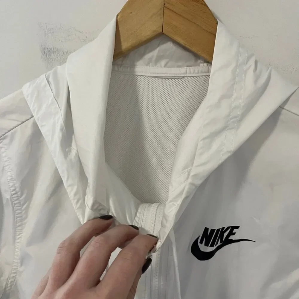 Nike White Woven Windbreaker Jacket Size Medium